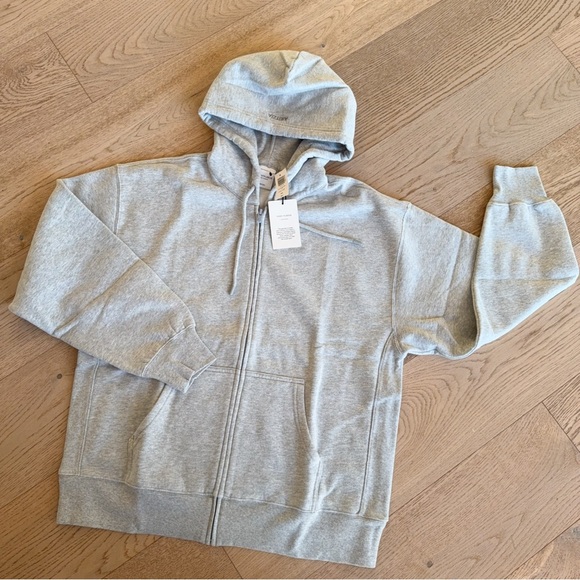 Aritzia Tops - NWT 123119 Boyfriend zip heather chrome m aritzia